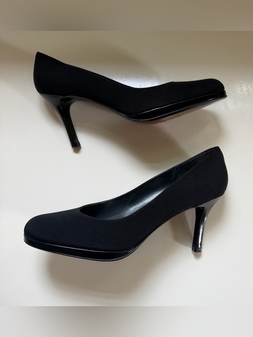 Stuart Weitzman Classic Heels Pumps Black Fabric Size 8.5 Narrow Comfortable